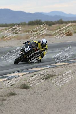 media/Sep-21-2025-Race Pace (Sun) [[98bf33ef95]]/Verified/5-Turn 15 Inside (930am)/